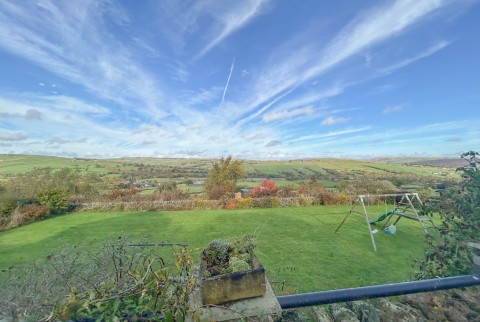 Click the photo for more details of Dick Lane, Cowling, Keighley