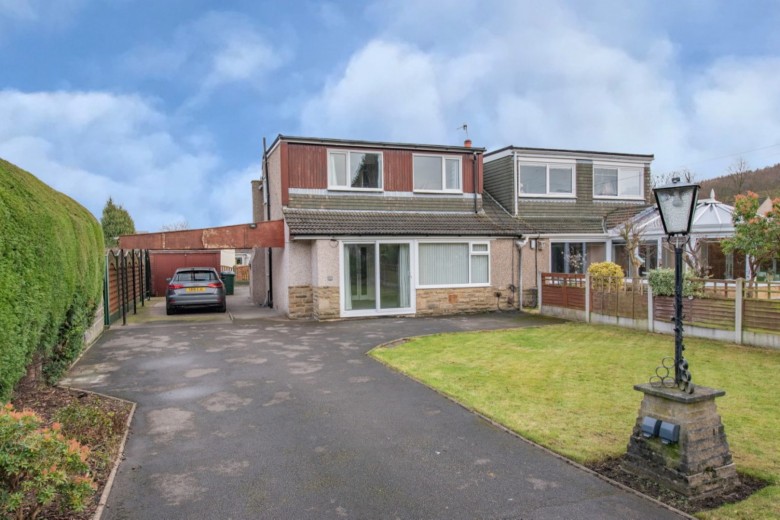 Click the photo for more details of Green Close, Eastburn