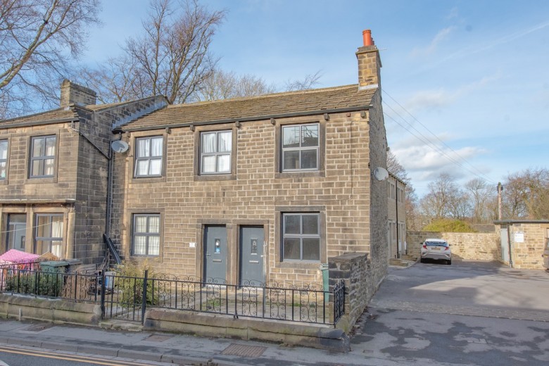 Click the photo for more details of Skipton Road, Steeton