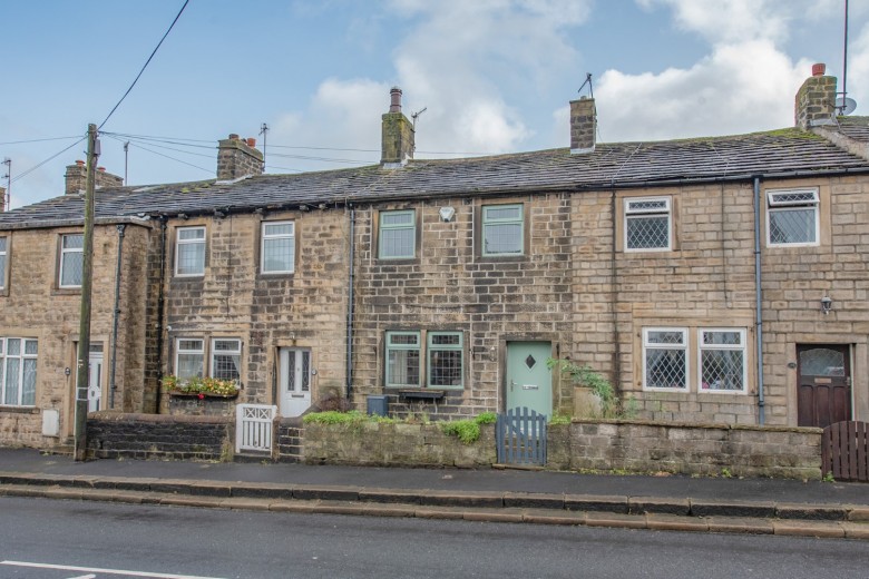 Click the photo for more details of Keighley Road, Cowling