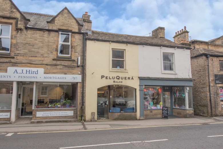 Click the photo for more details of Newmarket Street, Skipton